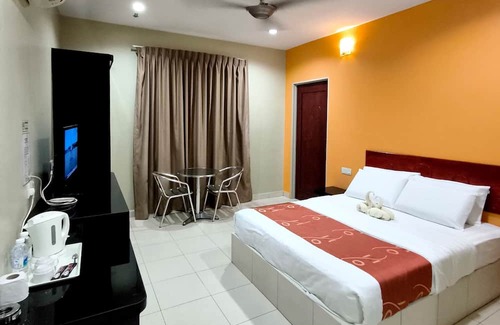 Bacoor City Hotel | OYO 1171 Raja Alea Residences