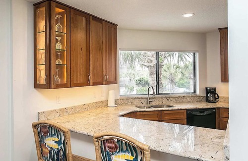 Butler Beach Condominio | Oceanfront Oasis - Ultimate St. Augustine Getaway