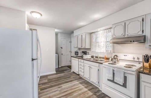 Parkway Village Casa | Judy Lynn Collective