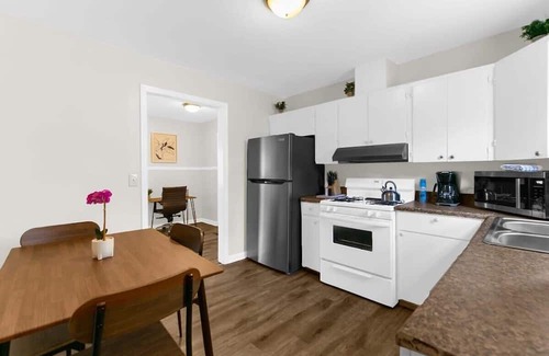 New Castle Casa | Rose Drive Roost 2