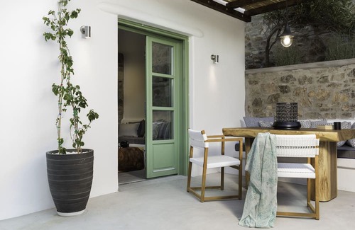 Panormos Villa | Superior Suite With Private Pool and sea View