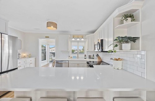 Cherry Grove Beach Casa | Magnolia House in North Myrtle Beach