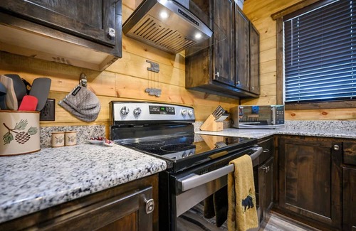 Broken Bow Apartamento | The Adirondack Hottub Shuffleboard Fireplace Foosball Table Arcade