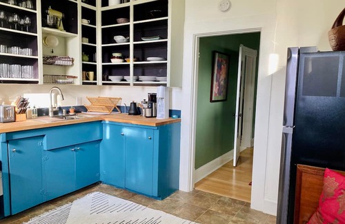 York Apartamento | Downstairs Thevictorian Downtown and Dog-friendly