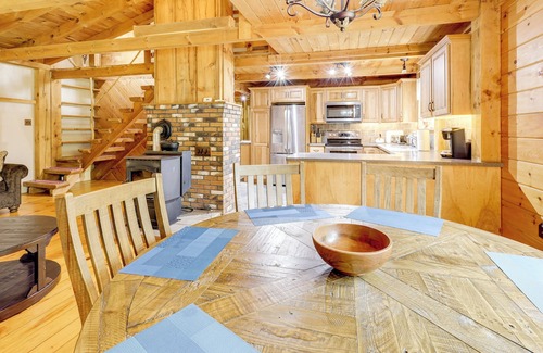 Queensbury Cabaña | 7 Mi to Glens Falls: Peaceful Retreat w/Game Room