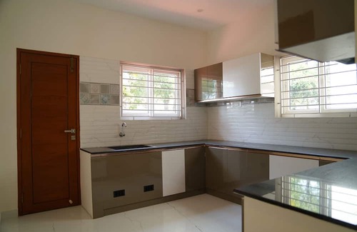 Manjakuttai Complejo | Queens Villa