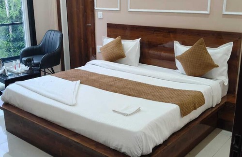 Greater Noida Hotel | The Royal Harmony