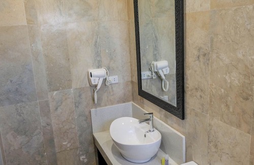 Dagupan Hotel | Ambien's Place Residential Hotel