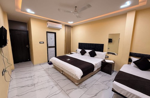Ujjain Hotel | Hotel Roshan