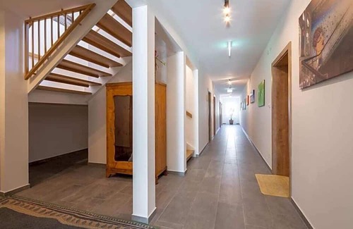 Kremsmuenster Apartamento | FarawayHomes Studios Kremsmünster