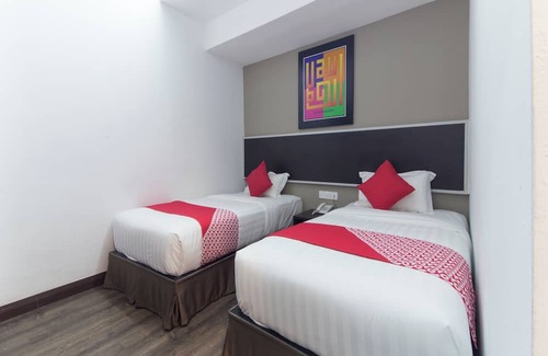 Cibodas Hotel | OYO 94790 Putri Bungsu Residence
