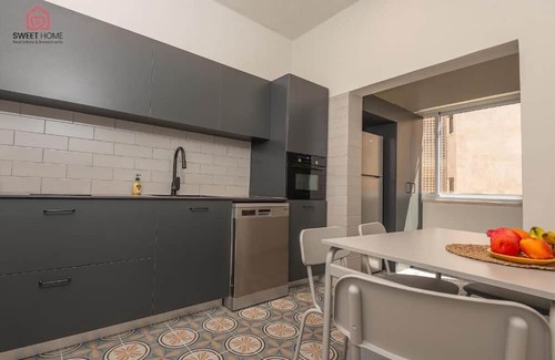 Netanya Apartamento | Sea view apartment with balcony