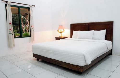 Temanggung Casa | Omah Kebon Guest House
