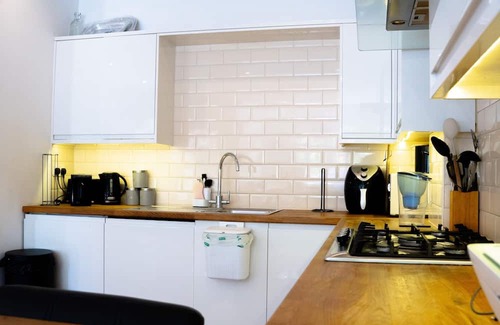 London Borough of Bromley Apartamento | Cleave House - Stylish & Chic 3 Bed House Mins From Central London