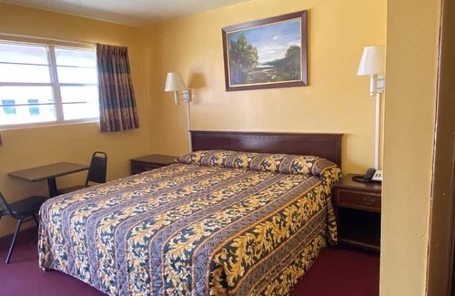 Post Hotel | DELUXE INN