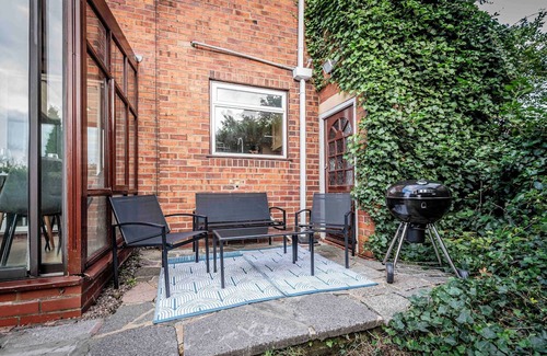 Newcastle-Under-Lyme Casa | Cosy Home in Stoke on Trent