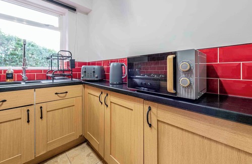 Newcastle-Under-Lyme Casa | Cosy Home in Stoke on Trent