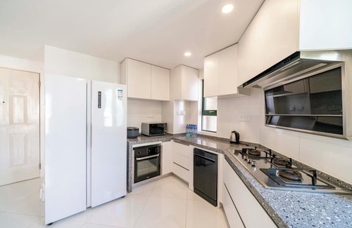 Xujiahui Cama Y Desayuno | Tyms 4BR 2BA Apt Novel Garden