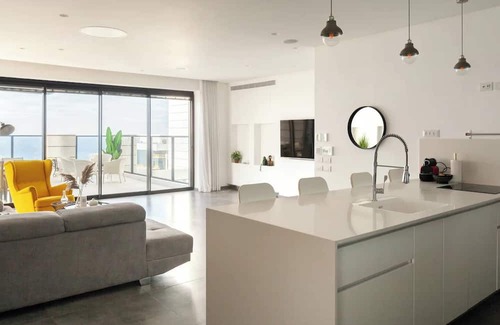 Bat Yam Apartamento | Prestigious penthouse in a luxury tower