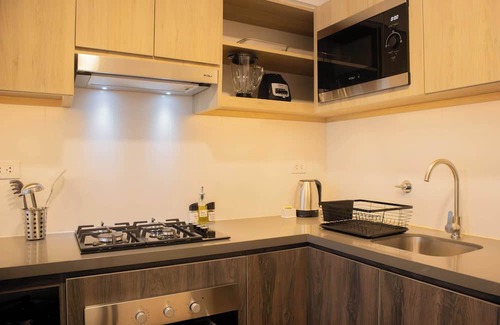 Miraflores Apartamento | w Peaceful 1BR w/Perfect Balcony in Miraflores