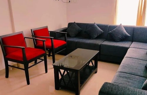 Devikolam Hotel | Moon Way