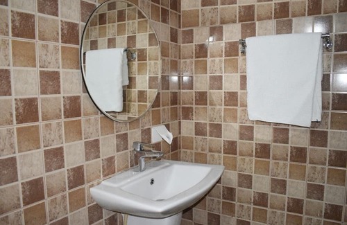 Uttorda Hotel | Babiz Inn