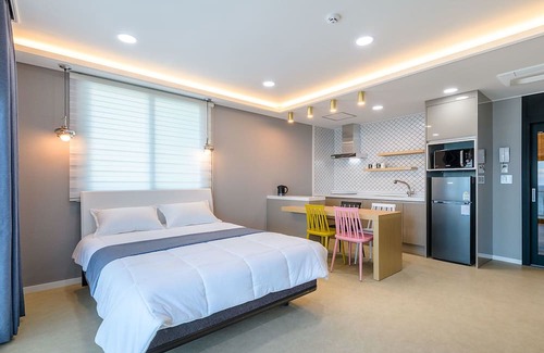 Seongsan Casa | Sunrise Castle Pension