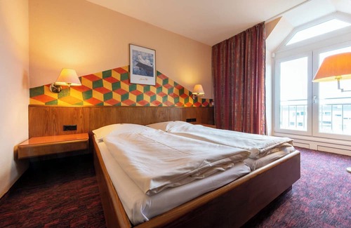 Korntal-Munchigan Cama Y Desayuno | enjoyHotel garni Korntal Stuttgart