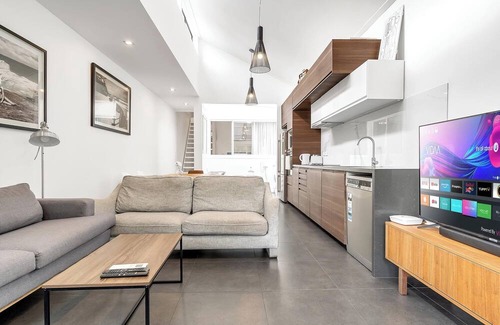 Pyrmont Casa | 4BR 4mins to light rail 9mins FishMarket