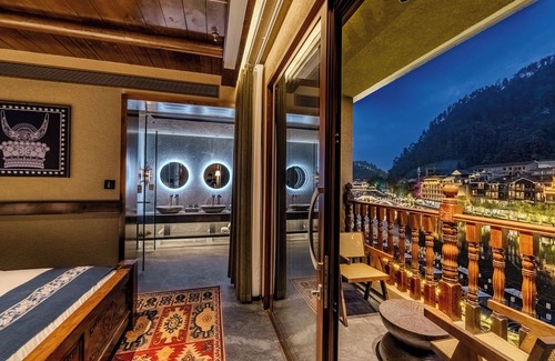 Fenghuang Cama Y Desayuno | Fenghuang Yiquan River View B&B