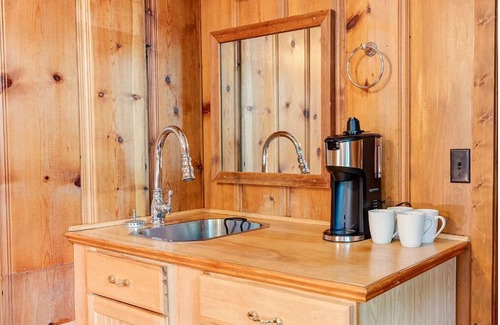 Waynesville Hotel | Wildrest Hotel