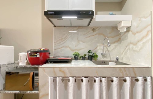 Kedungmanggu Apartamento | Modern Minimalist Studio Apartment Lrt City Sentul - Royal Sentul Park