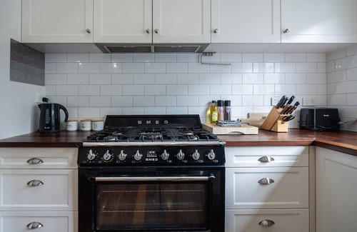North Perth Casa | Hyde Seek Parkside Family Stay