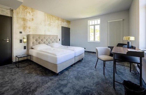 Schwaebisch Gmuend Hotel | Hotel Villa Hirzel