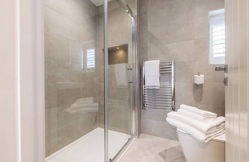 Treorchy Hotel | Pencelli Hotel