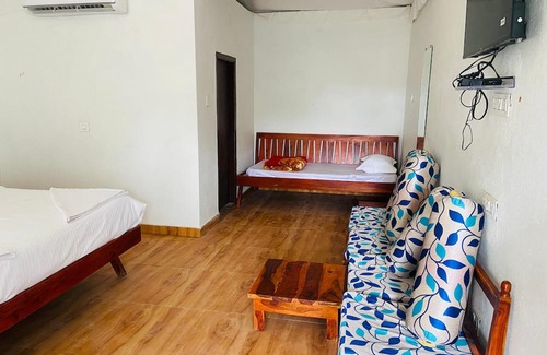 Chamboa Sarjela Hotel | Kumbhal Van Resort Unit of Chandraprabha
