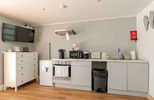 County Meath Apartamento | 1-bed Cosy Country Retreat- Sleeps 5, Emerald Park