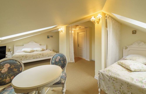 Liepaja Hotel | Roze Villa