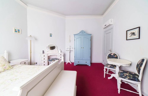 Liepaja Hotel | Roze Villa