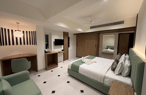 Mysore Hotel | Yuvraj Landmark