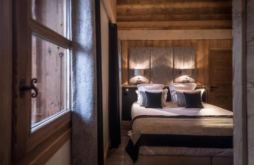 Le Praz Cama Y Desayuno | Chalet Jardin d'Angèle