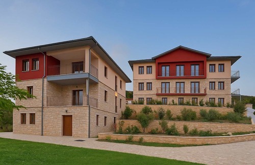 Ligiades Apartamento | Arktos Hotel Junior Suite With Stunning Views