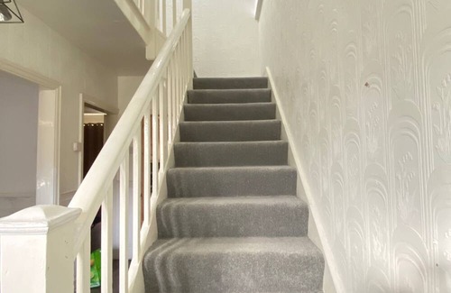 Newcastle-upon-Tyne Casa | Newcastle Tranquil Terrace Retreat