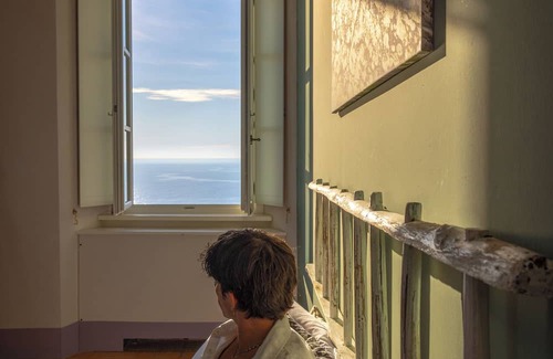 Isola del Giglio Cama Y Desayuno | Capel Rosso Lighthouse