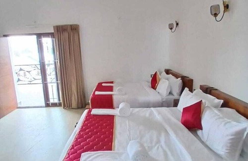 Kodaikanal Hotel | Pugal Holidays