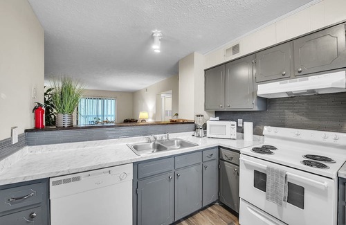 Durham Apartamento | Duke Swift Double King Suites 2 Bedroom Apts by Quantum Suites