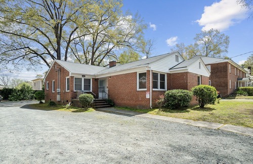 Durham Apartamento | Buchanan 2br At Duke East Campus 2 Bedroom Apts by Quantum Suites