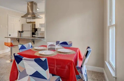 Durham Apartamento | Tiger Lilly - Duke & Downtown 2 Bedroom Apts by Quantum Suites