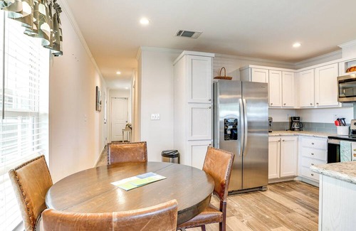 Davenport Cabaña | Day Trip to Disney: Sunny Davenport Getaway