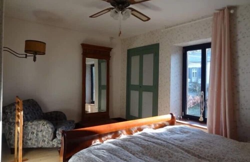 Arleuf Hotel | Maison p'tite Anne